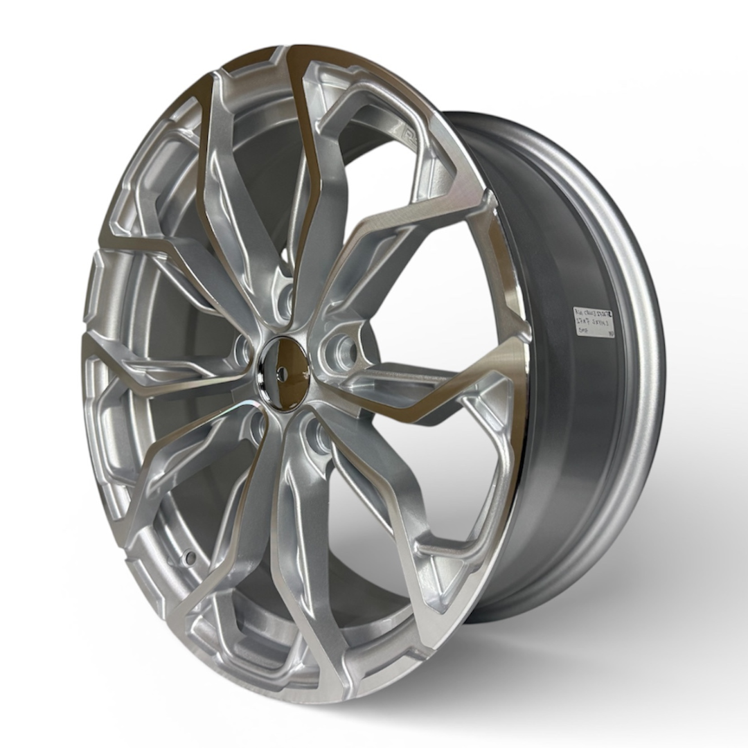 Juego De Rin 17" de Lujo (17X7,0 5X114,3) CRW3 175672 MP Juego de 4 Rines